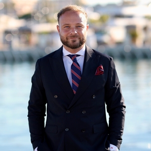 Co-Founder & Managing Partner de Mondello Hospitality